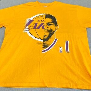 HARDWOOD CLASSICS by MAJESTIC , LAKERS AND MAGIC JONSHON T SHIRT